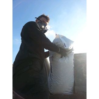 We offer the insulation of flue liners with micafil loose fill 