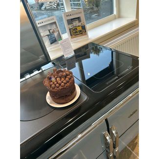Baking Chocolate cake on our Rayburn Ranger all electric cast iron range cooker in the showroom